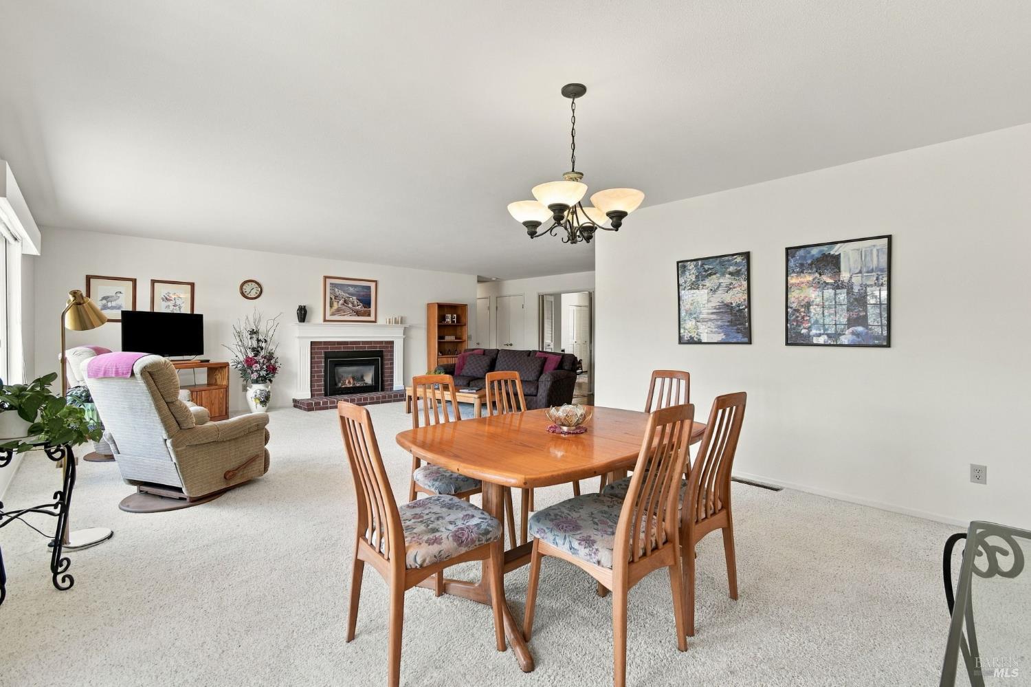 8800 Oakmont Drive Santa Rosa CA 95409