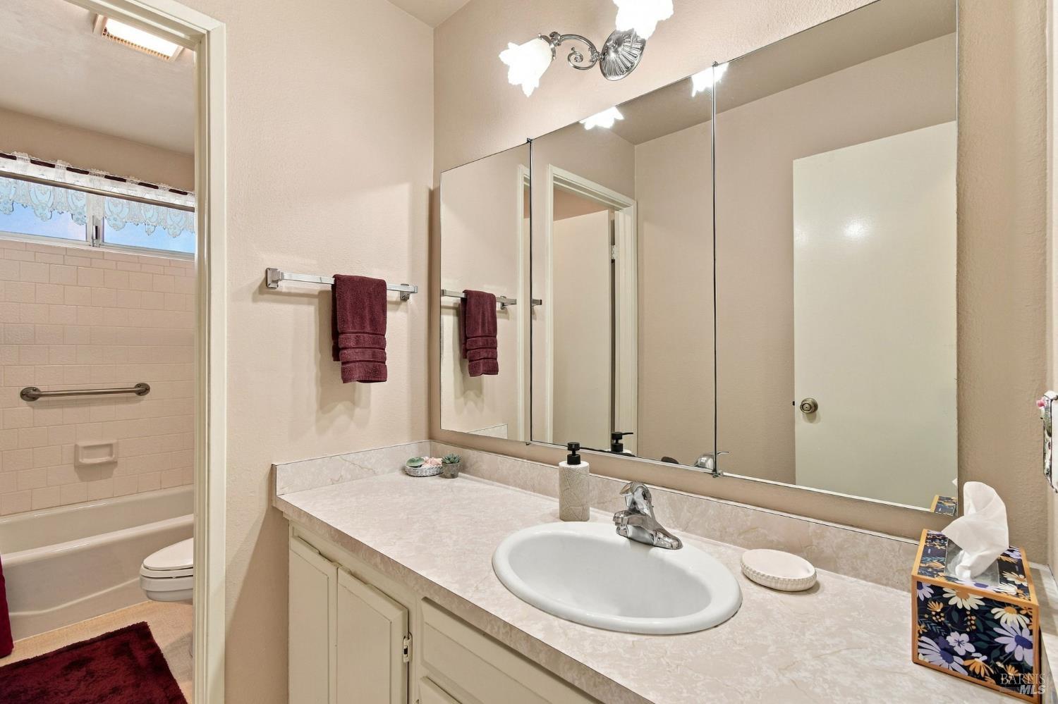 8800 Oakmont Drive Santa Rosa CA 95409