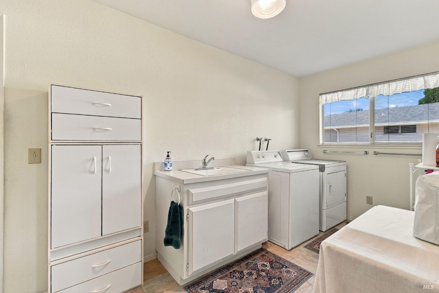 8800 Oakmont Drive Santa Rosa CA 95409