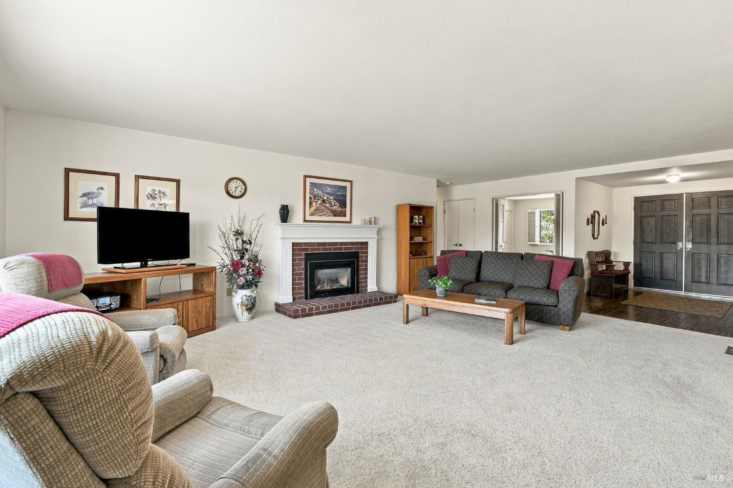 8800 Oakmont Drive Santa Rosa CA 95409