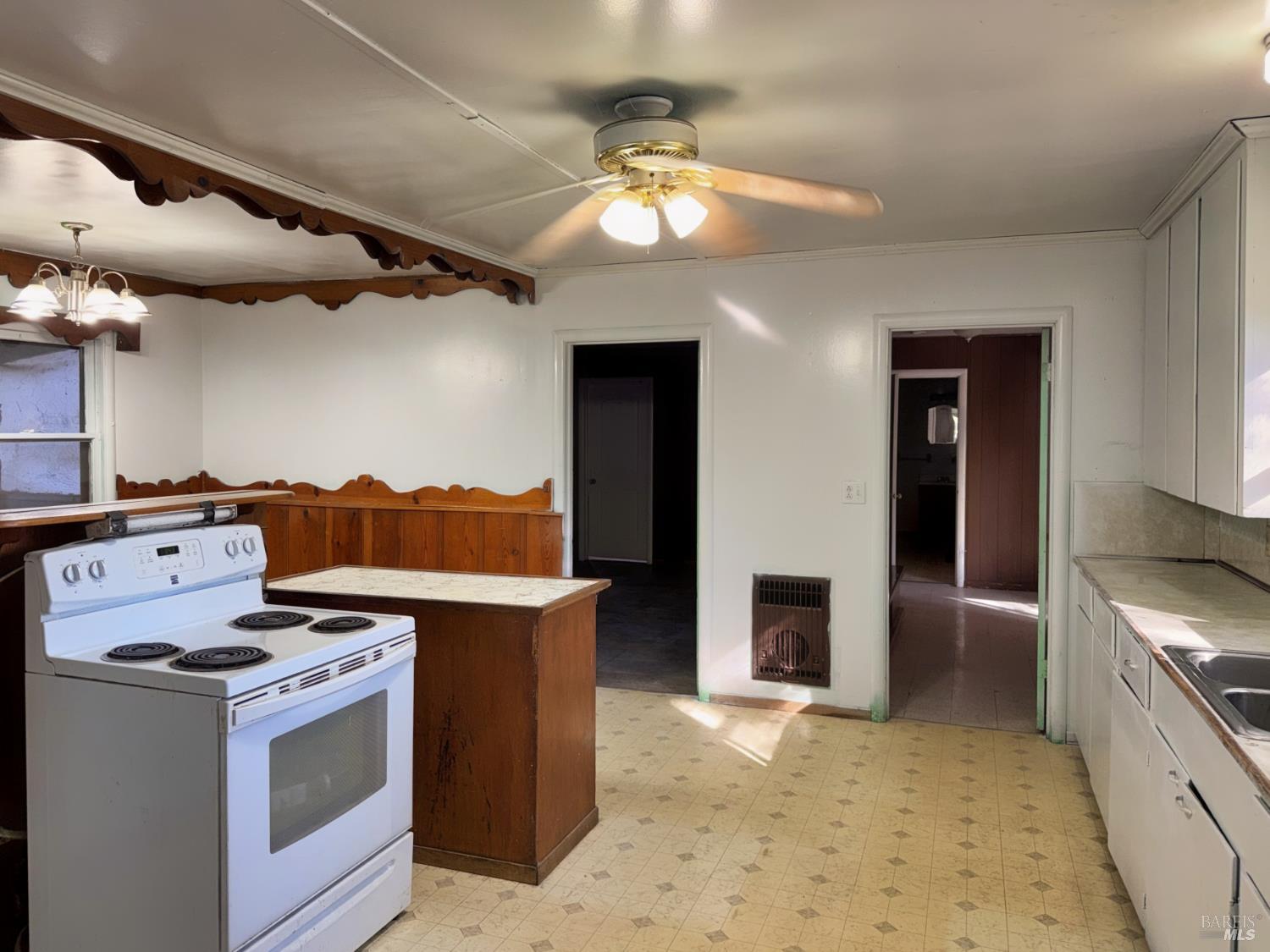 13501 Powerhouse Road Potter Valley CA 95469