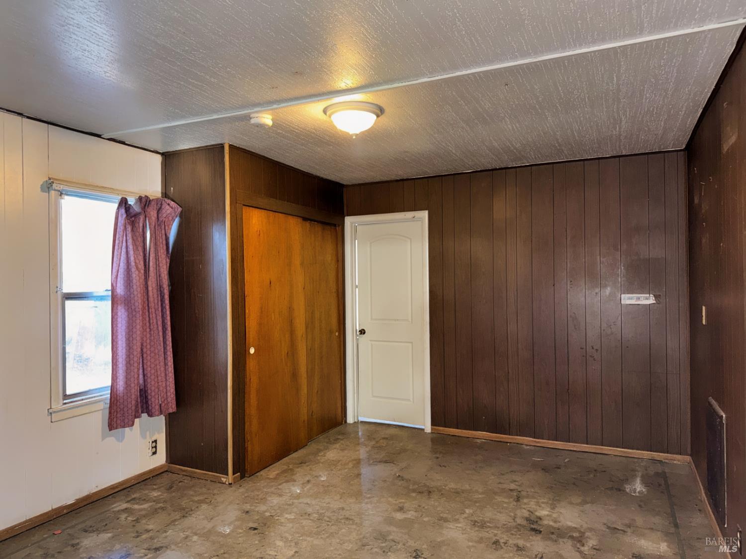 13501 Powerhouse Road Potter Valley CA 95469