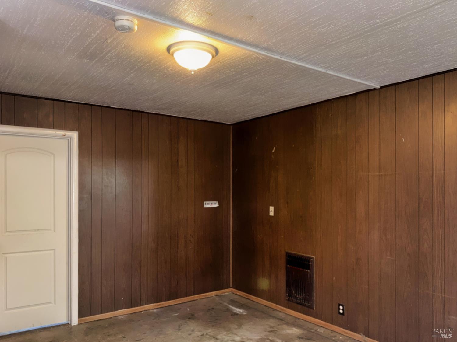 13501 Powerhouse Road Potter Valley CA 95469