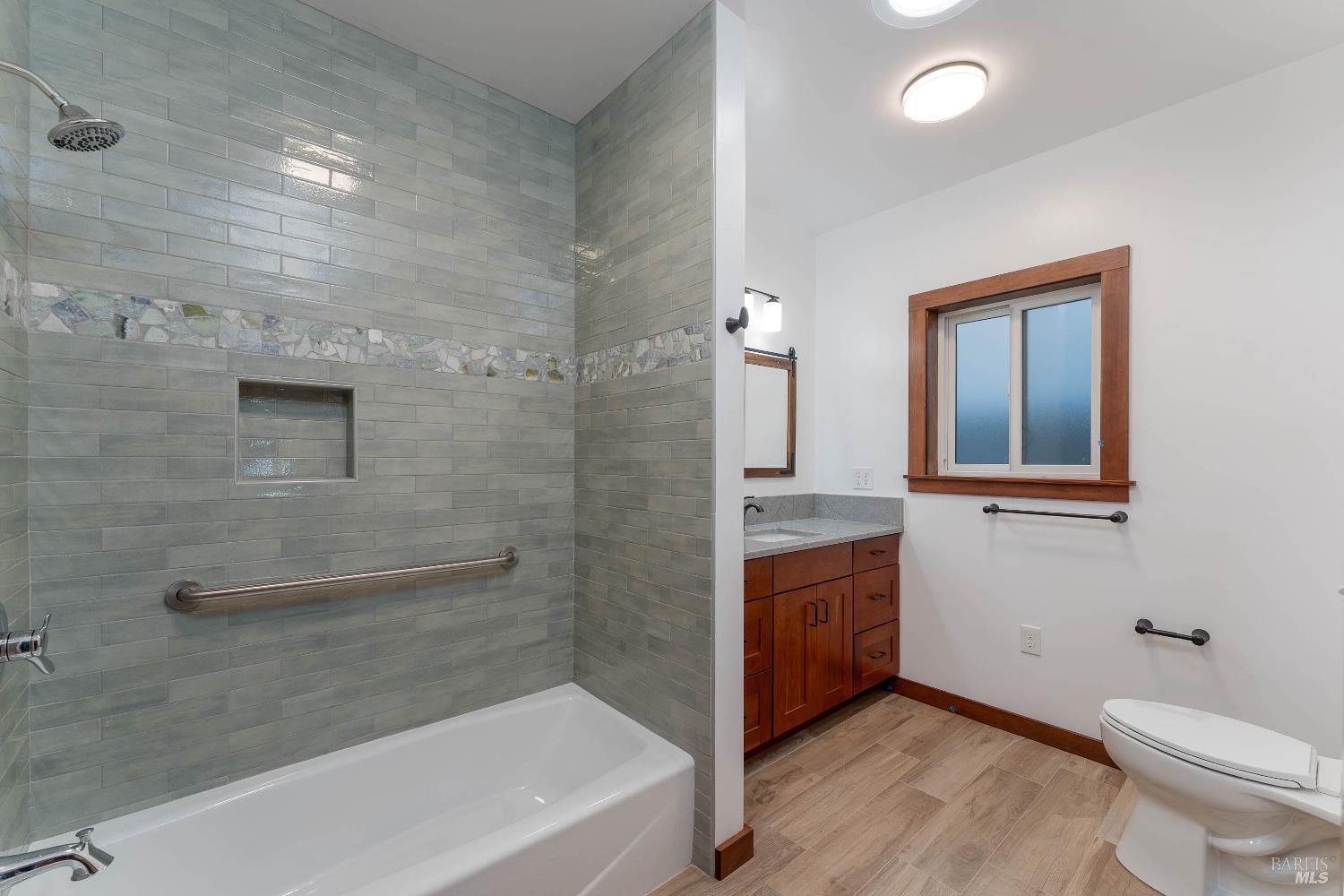 544 Redwood Avenue Ukiah CA 95482