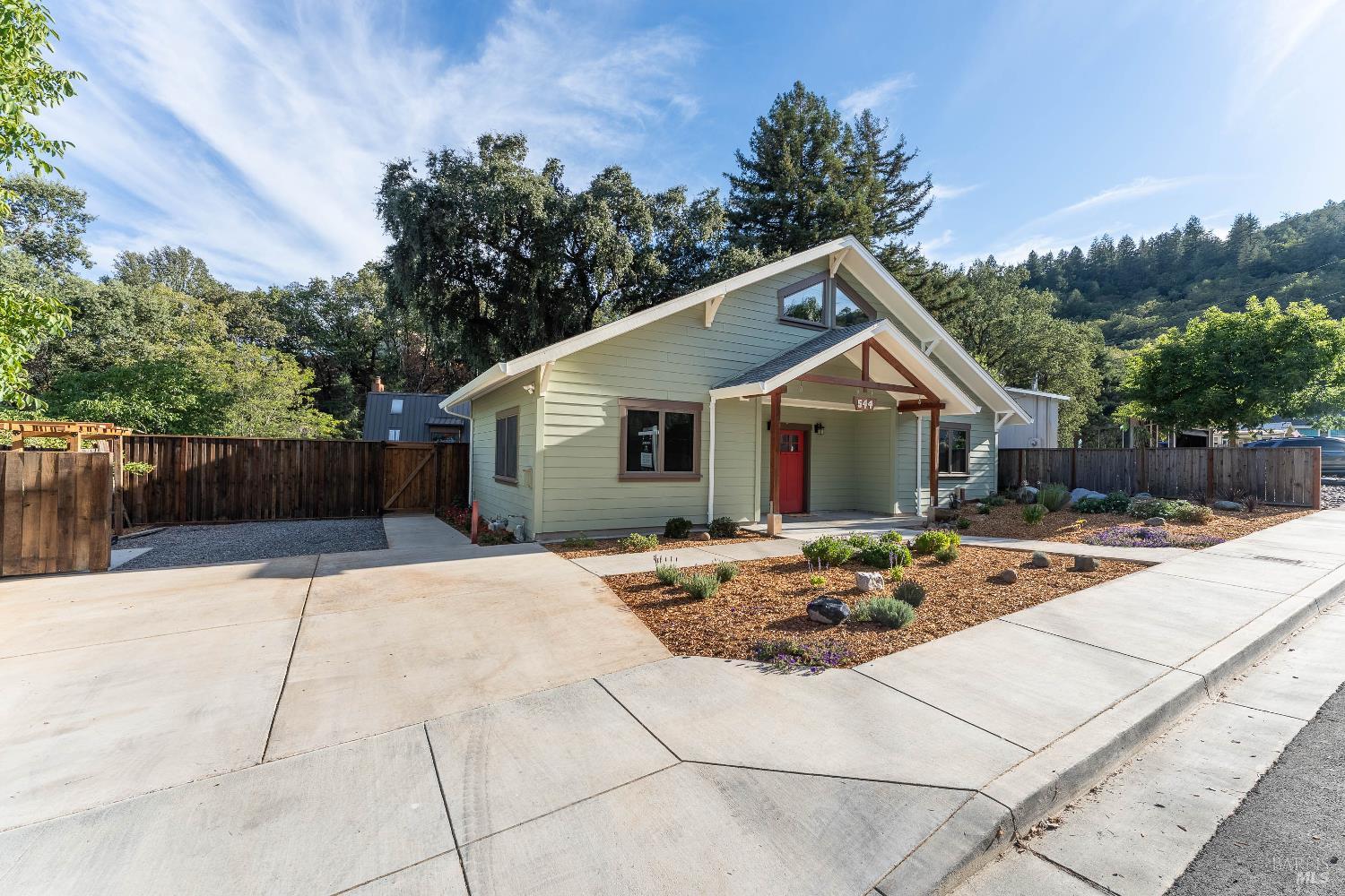 544 Redwood Avenue Ukiah CA 95482
