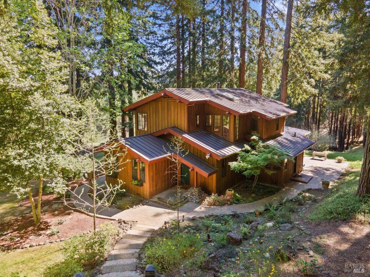 12076 Cloud Ridge Road Healdsburg CA 95448