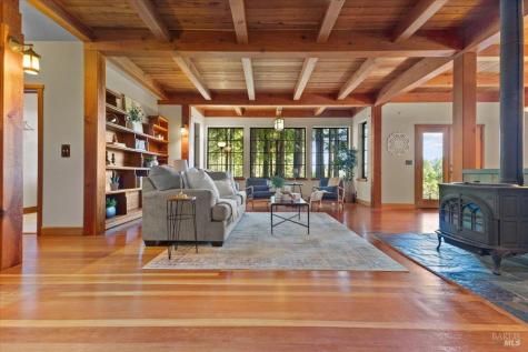 12076 Cloud Ridge Road Healdsburg CA 95448