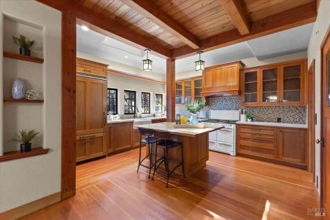 12076 Cloud Ridge Road Healdsburg CA 95448