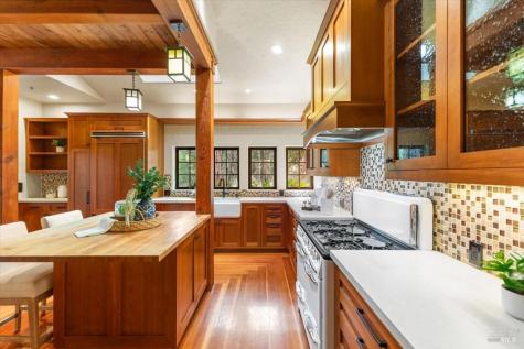 12076 Cloud Ridge Road Healdsburg CA 95448