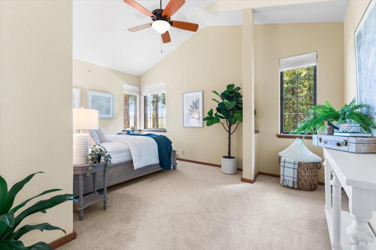 12076 Cloud Ridge Road Healdsburg CA 95448