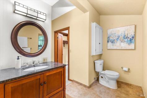 12076 Cloud Ridge Road Healdsburg CA 95448