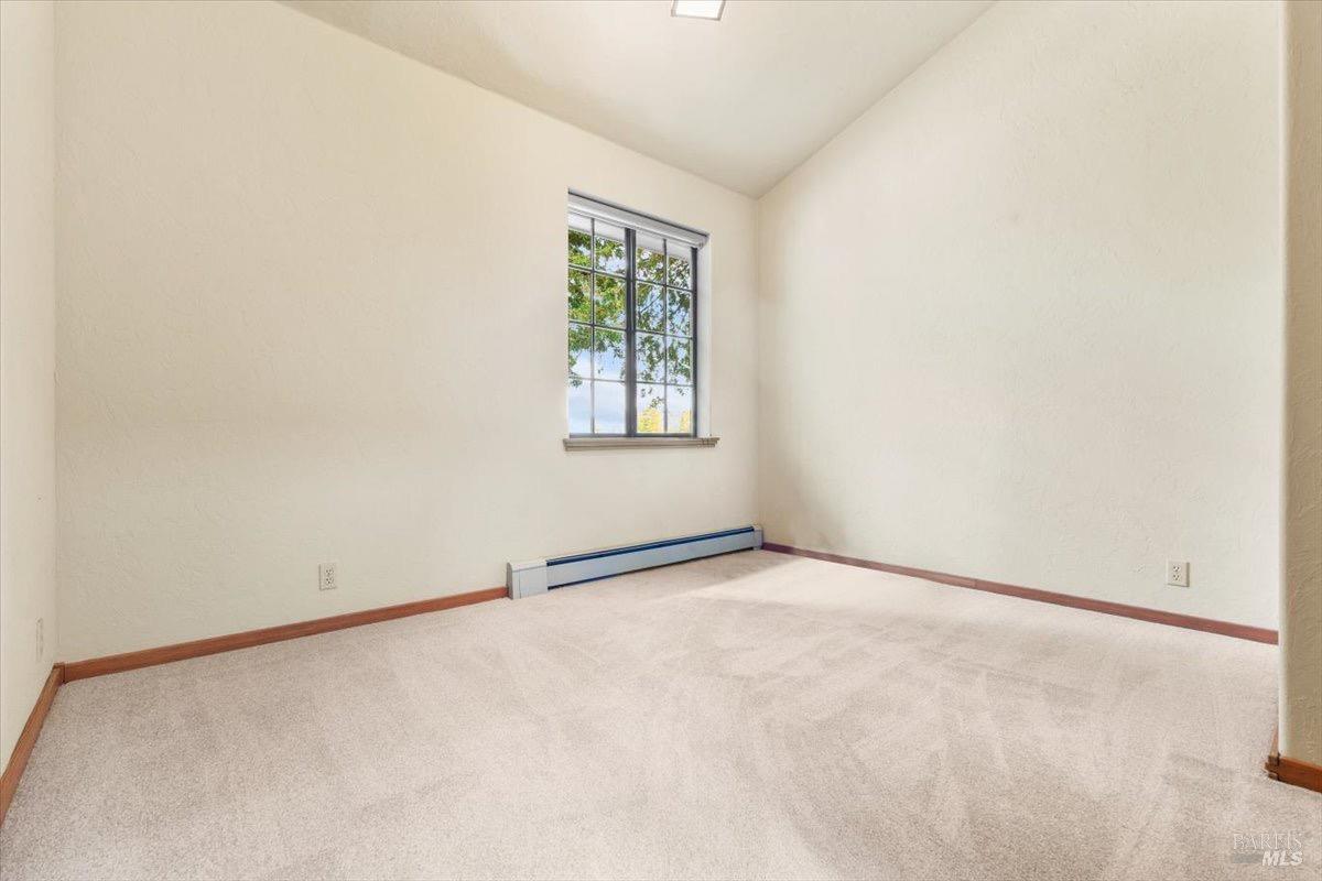 12076 Cloud Ridge Road Healdsburg CA 95448