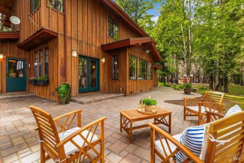 12076 Cloud Ridge Road Healdsburg CA 95448