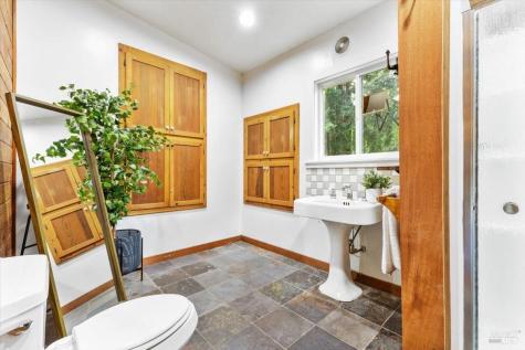 12076 Cloud Ridge Road Healdsburg CA 95448