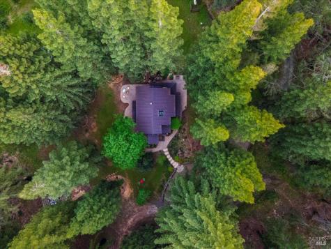 12076 Cloud Ridge Road Healdsburg CA 95448