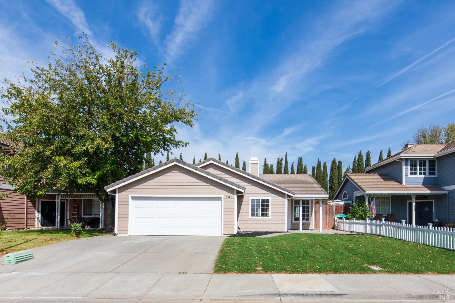 305 Victoria Drive Dixon CA 95620