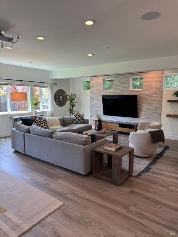 312 Corrillo Drive San Rafael CA 94903