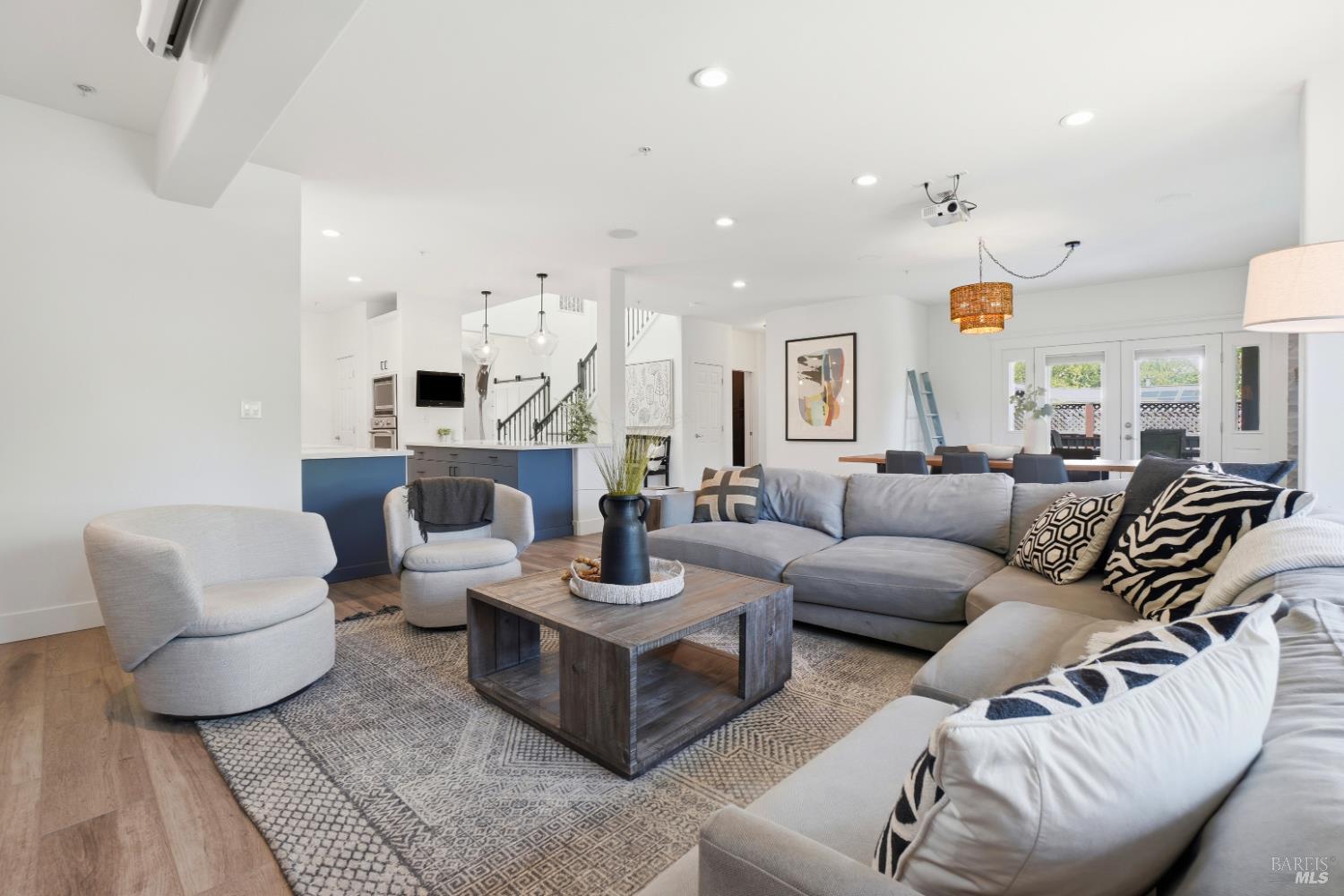 312 Corrillo Drive San Rafael CA 94903
