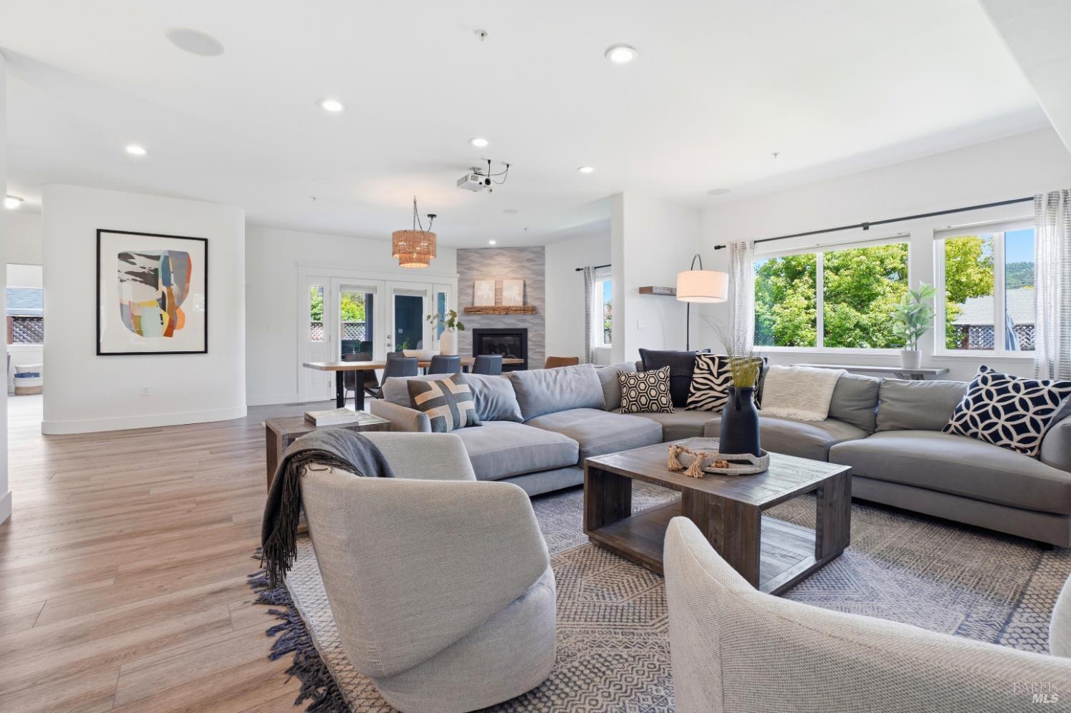 312 Corrillo Drive San Rafael CA 94903