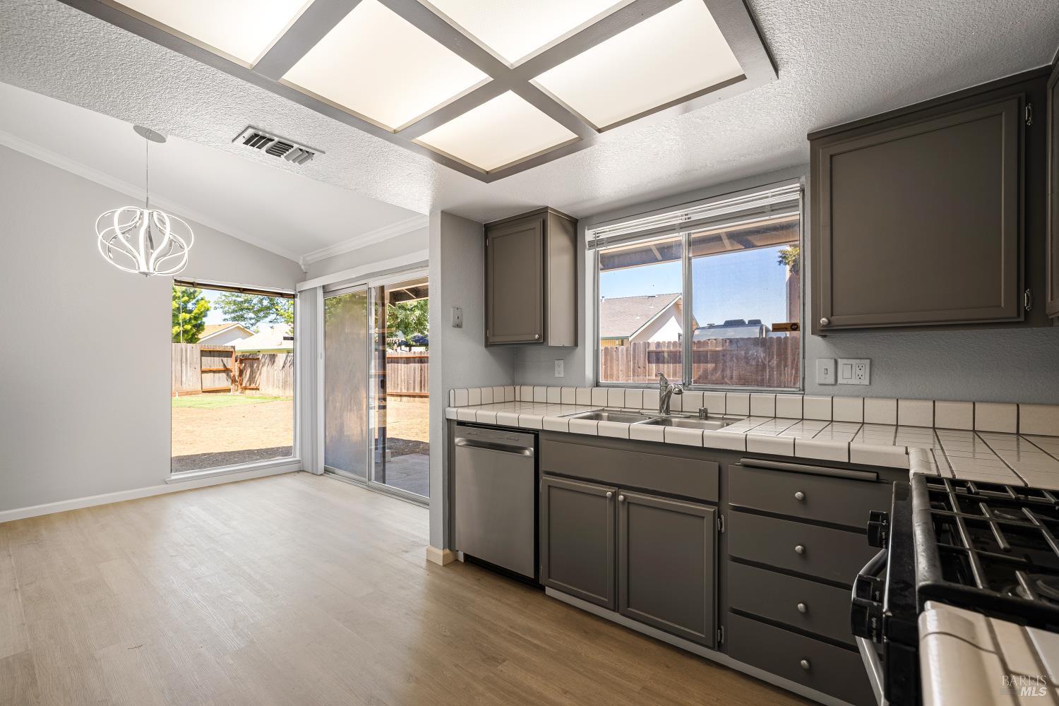 525 Amanda Court Vacaville CA 95687