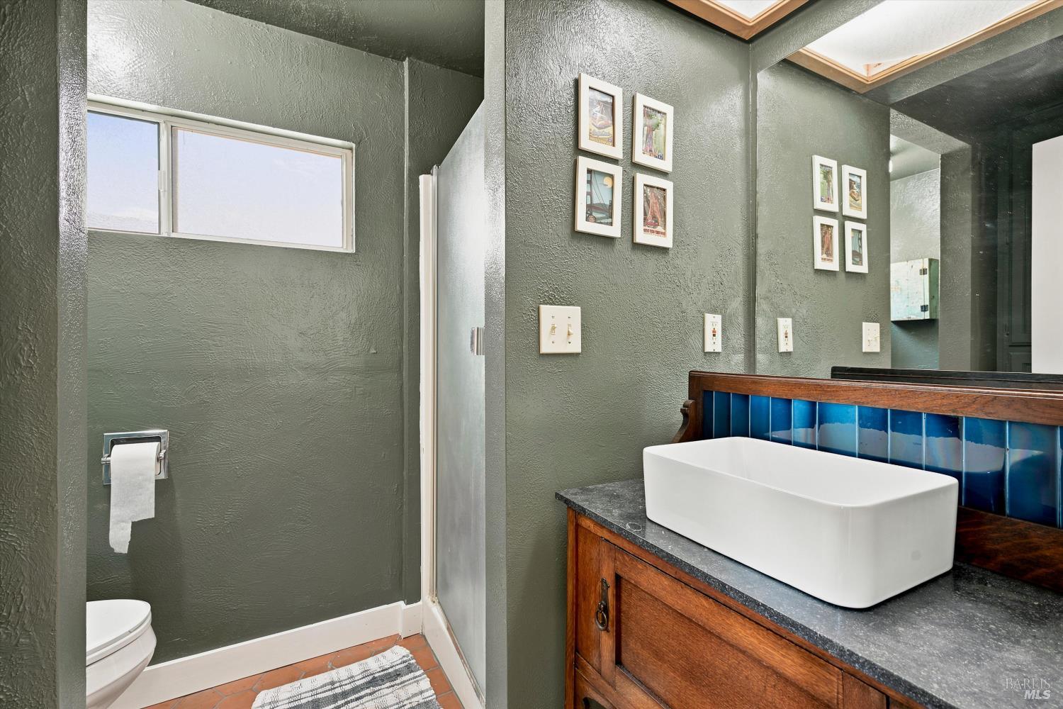 2735 Howard Avenue Lakeport CA 95453
