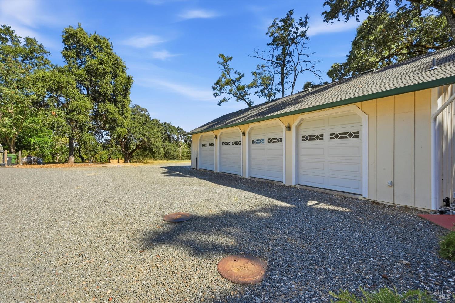 2735 Howard Avenue Lakeport CA 95453
