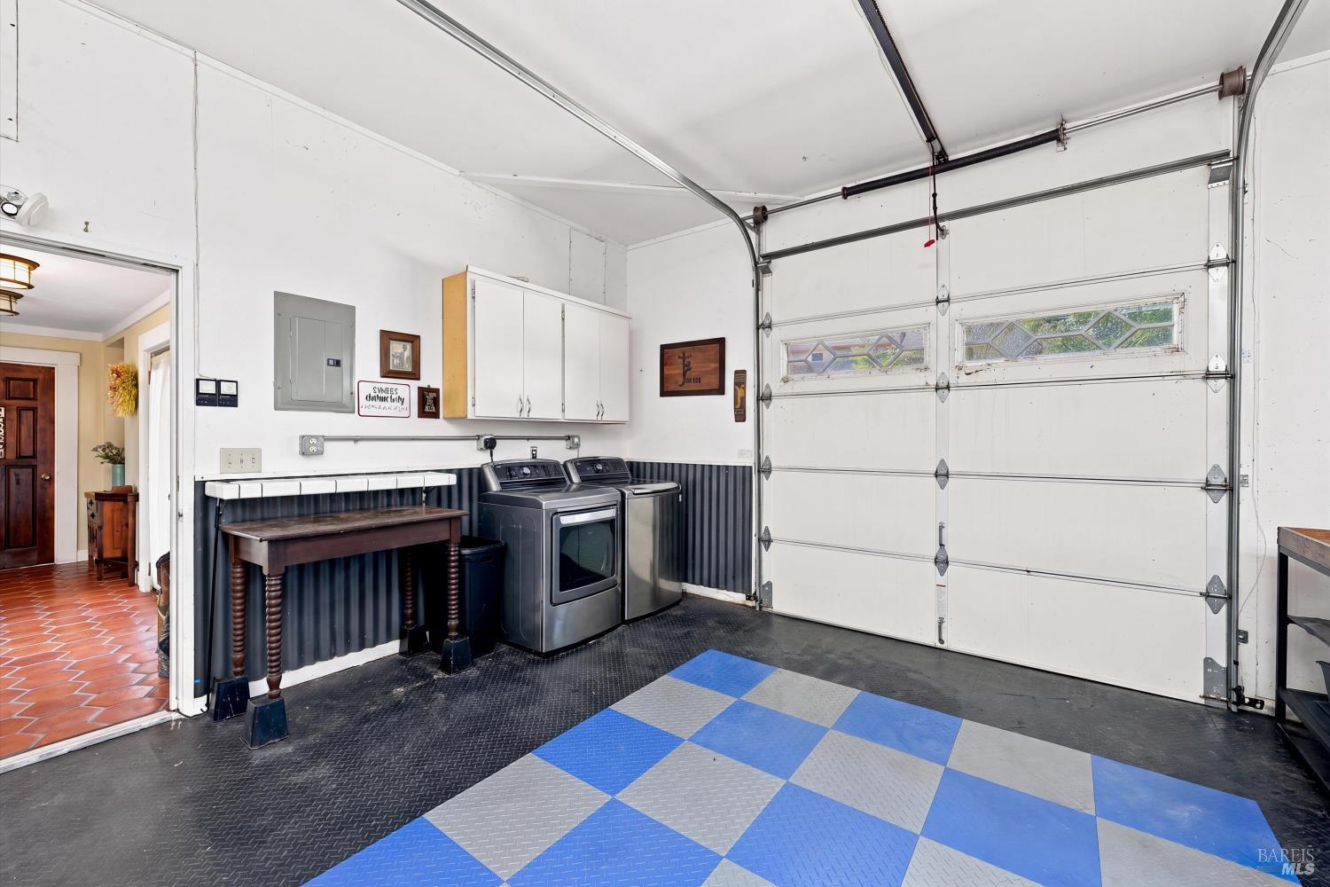 2735 Howard Avenue Lakeport CA 95453