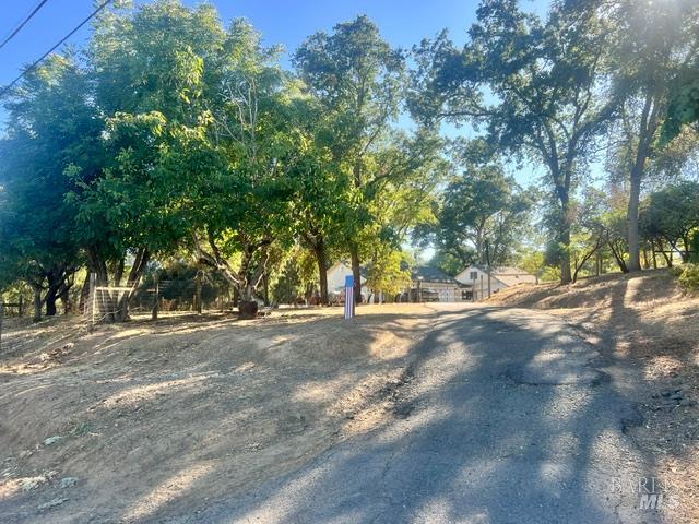 2735 Howard Avenue Lakeport CA 95453
