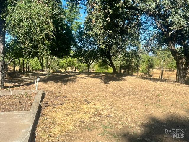2735 Howard Avenue Lakeport CA 95453