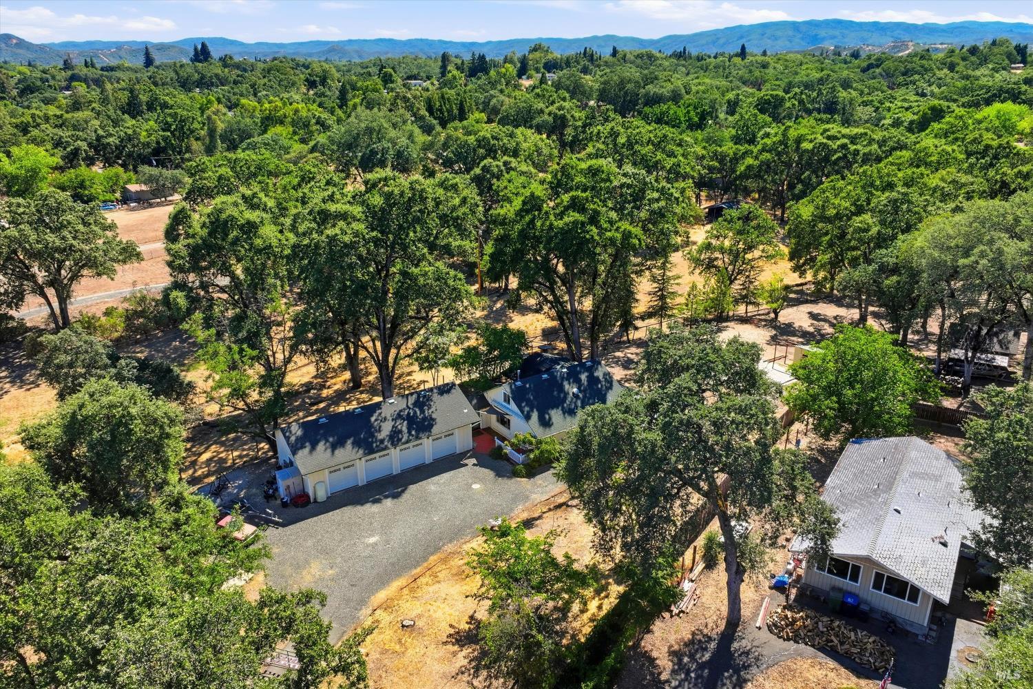 2735 Howard Avenue Lakeport CA 95453