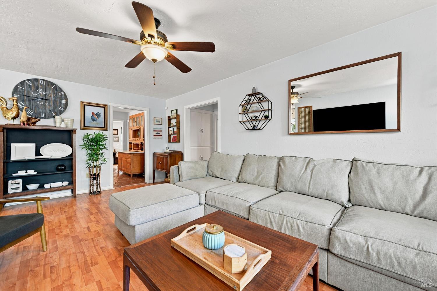 2735 Howard Avenue Lakeport CA 95453