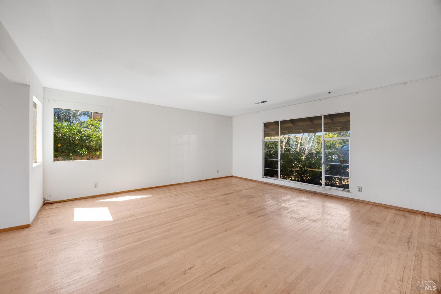 24 Corte Miguel San Rafael CA 94903