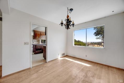 24 Corte Miguel San Rafael CA 94903