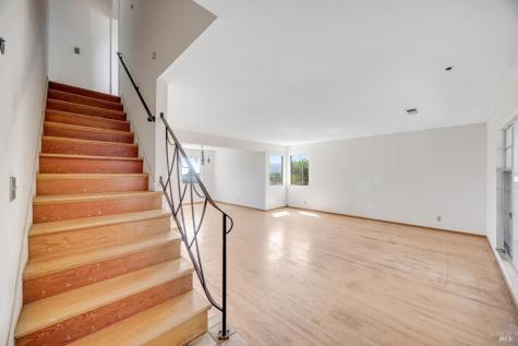 24 Corte Miguel San Rafael CA 94903