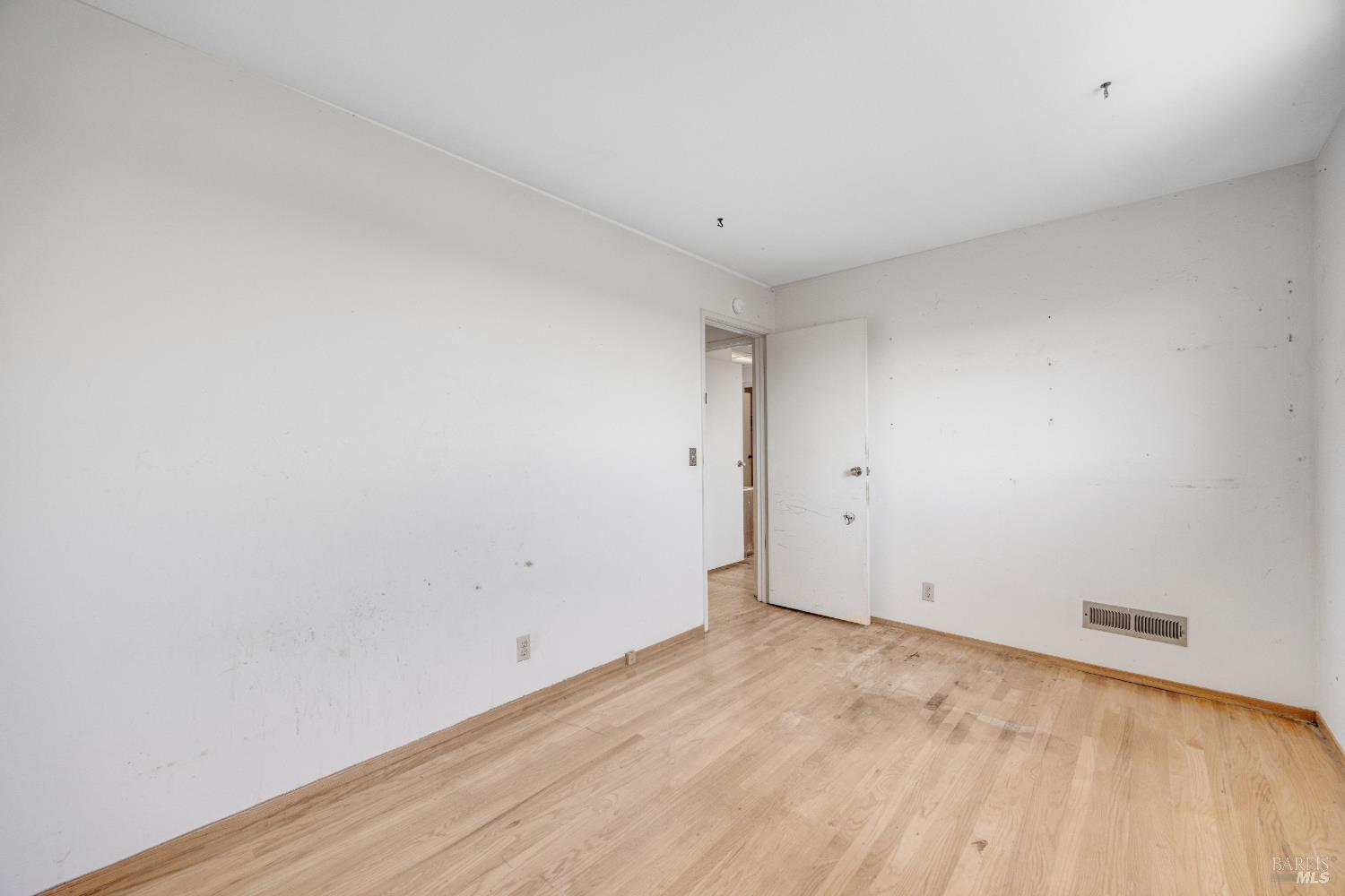 24 Corte Miguel San Rafael CA 94903