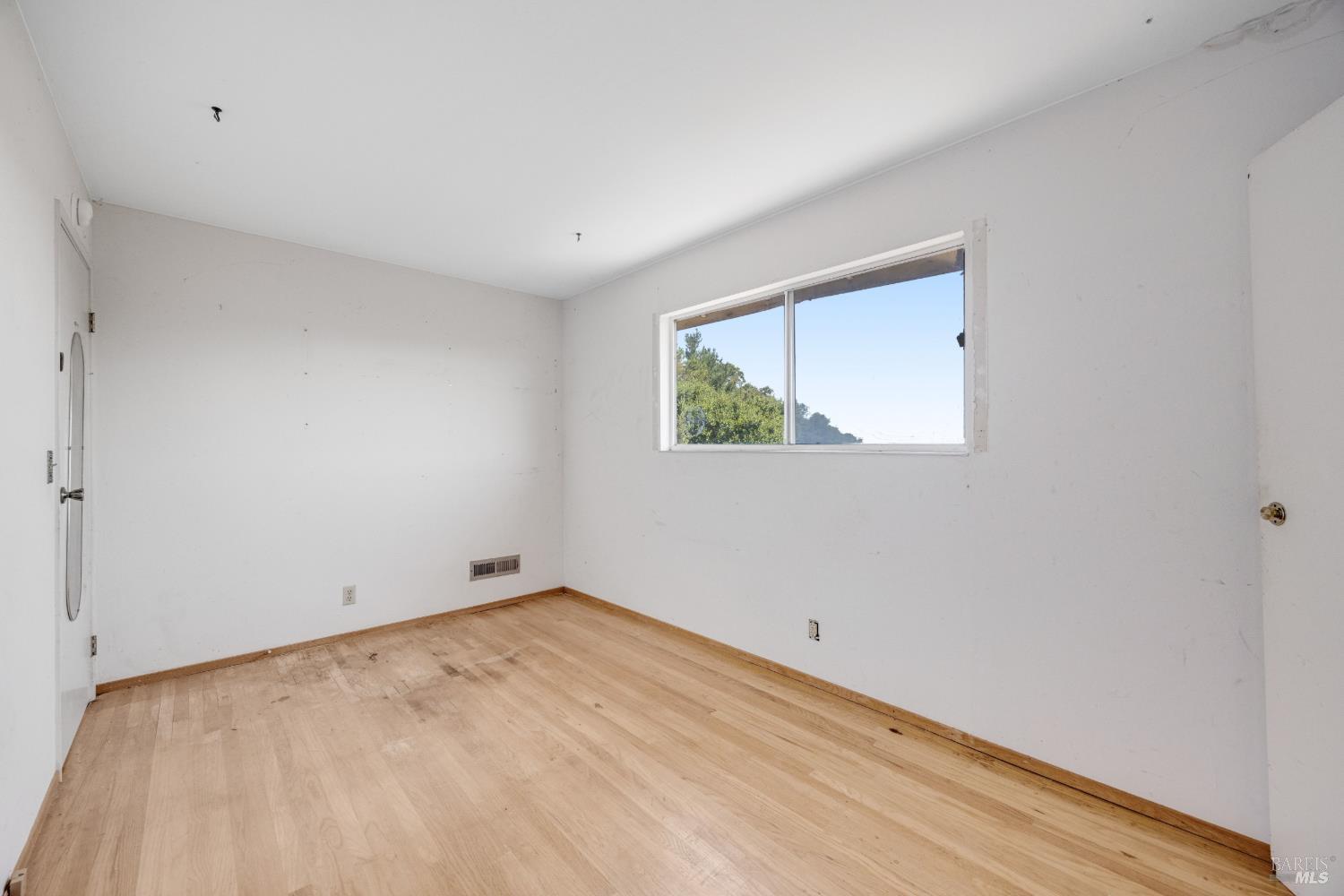 24 Corte Miguel San Rafael CA 94903