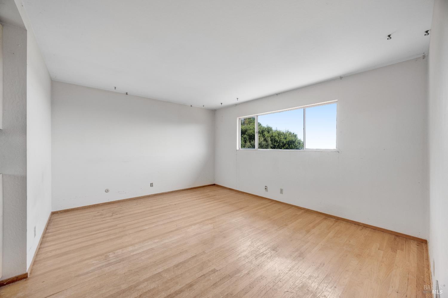 24 Corte Miguel San Rafael CA 94903