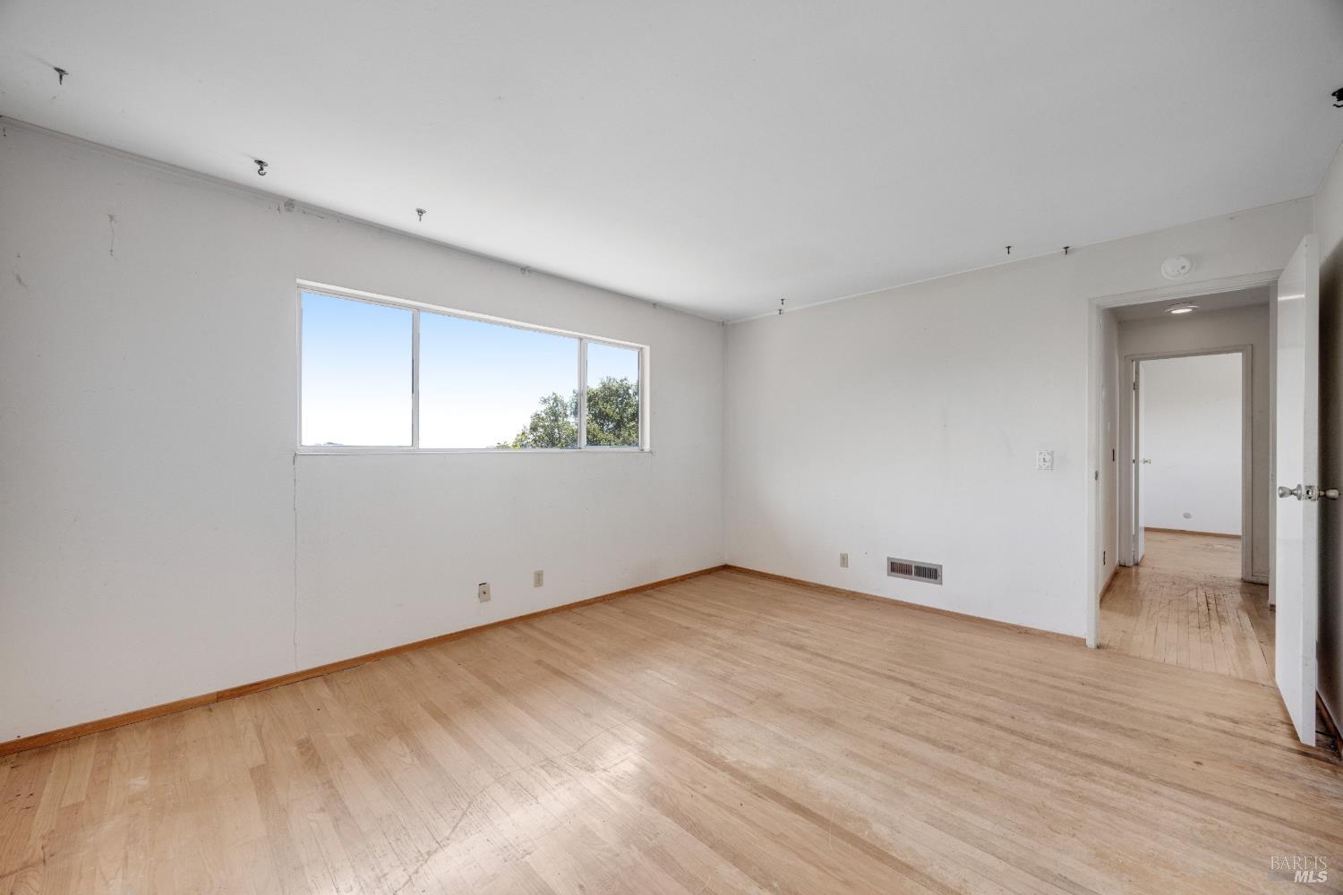 24 Corte Miguel San Rafael CA 94903