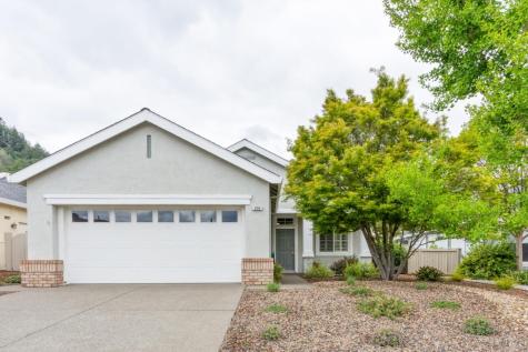 279 Red Mountain Drive Cloverdale CA 95425