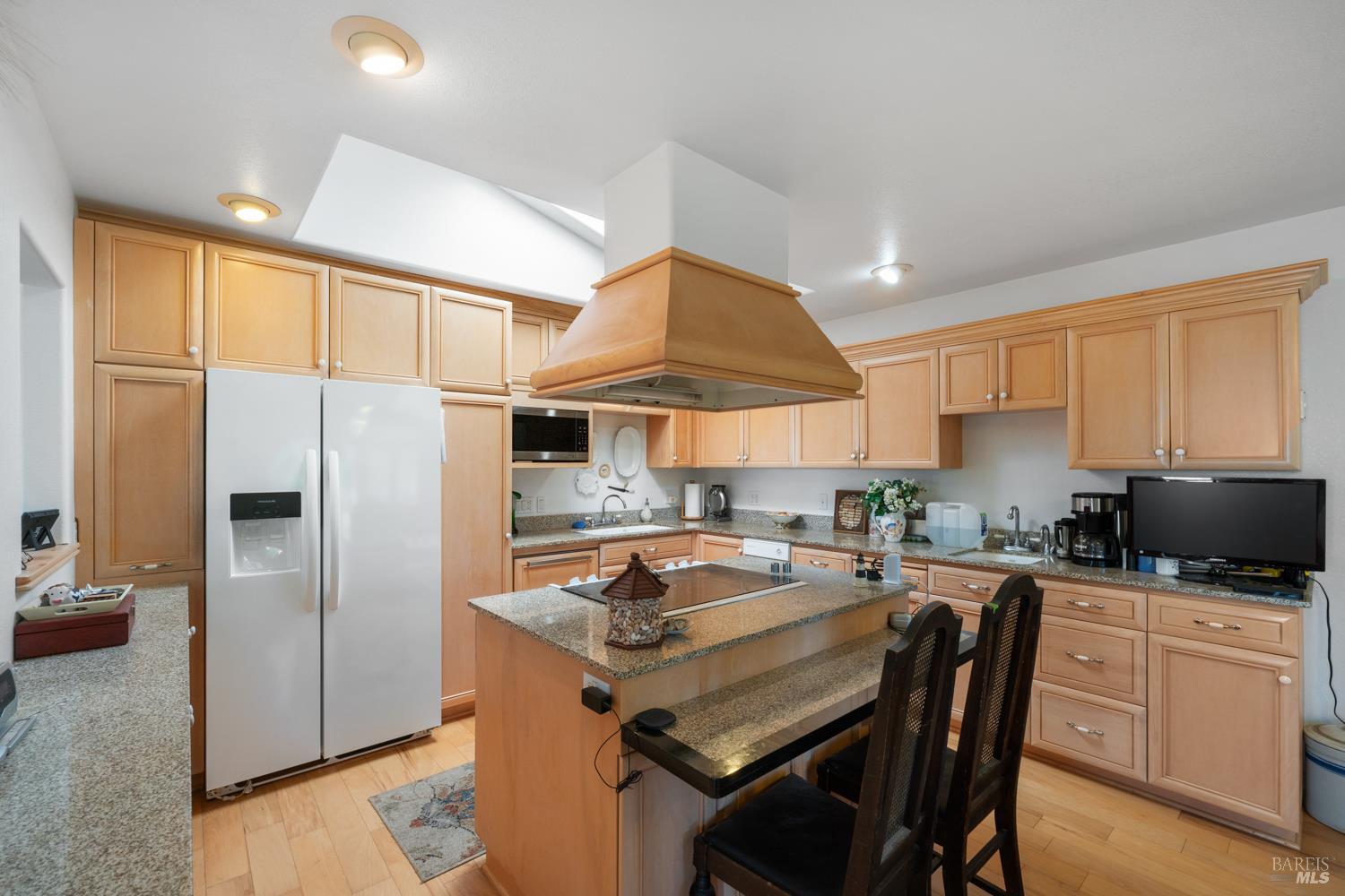34501 S. Highway 1 Gualala CA 95445