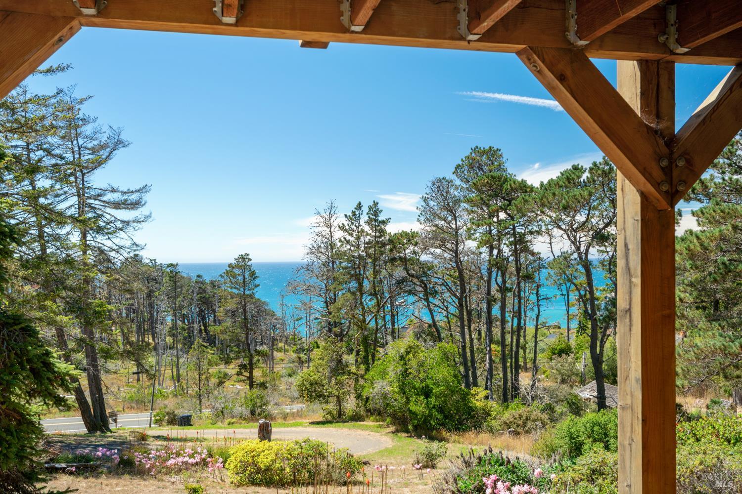 34501 S. Highway 1 Gualala CA 95445