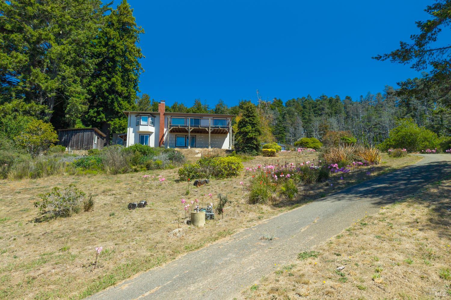34501 S. Highway 1 Gualala CA 95445