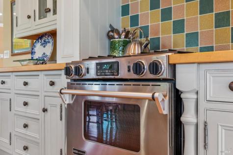 425 Oak Point Place Santa Rosa CA 95409