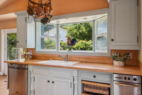 425 Oak Point Place Santa Rosa CA 95409