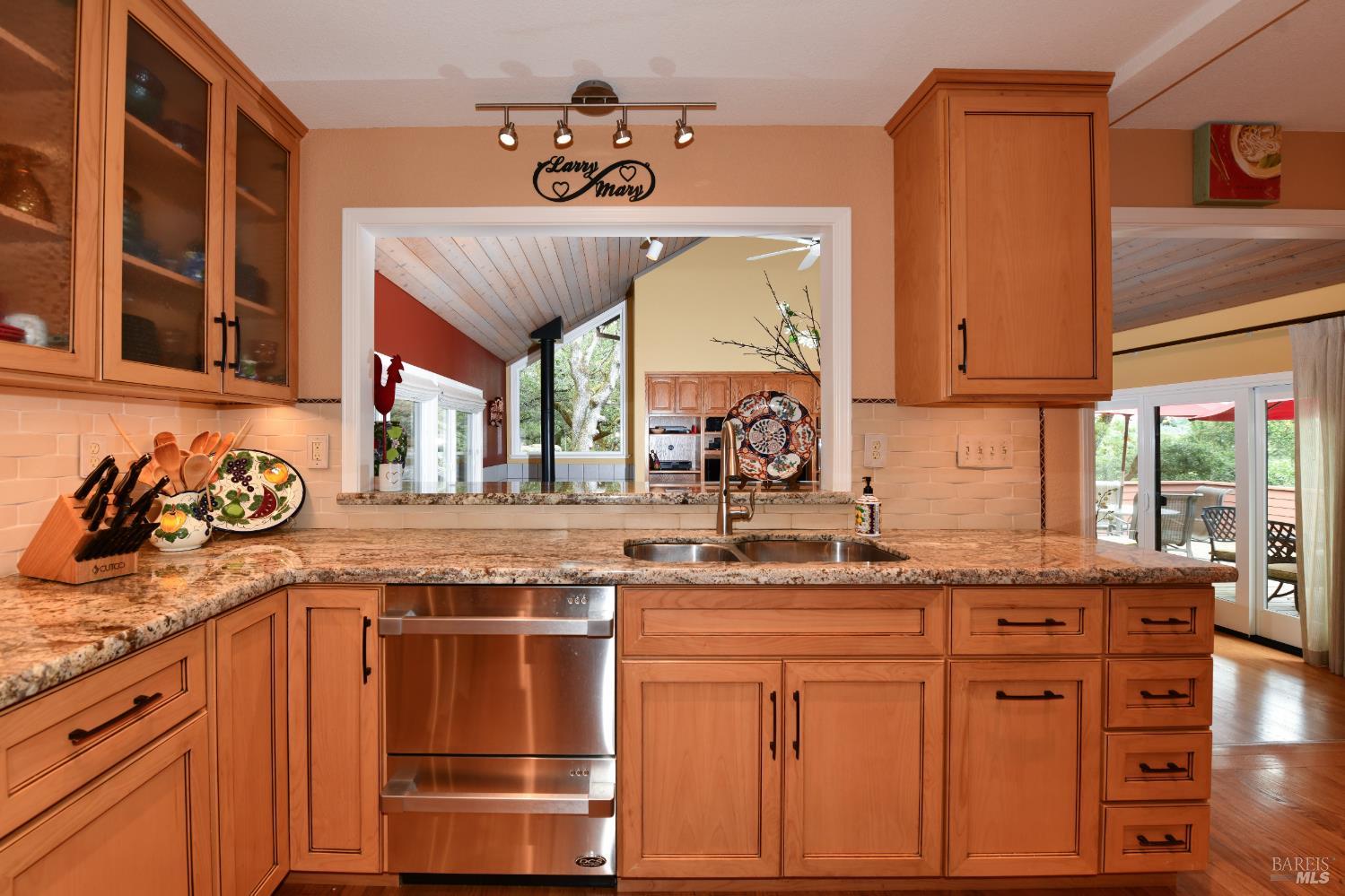 4004 Garnet Place Santa Rosa CA 95405