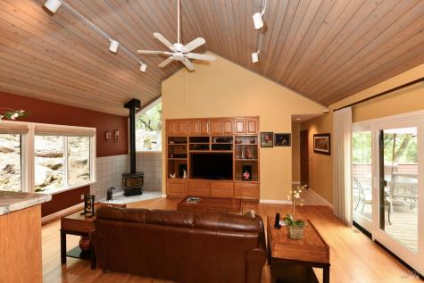 4004 Garnet Place Santa Rosa CA 95405