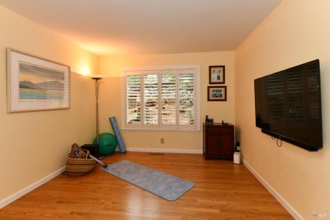 4004 Garnet Place Santa Rosa CA 95405