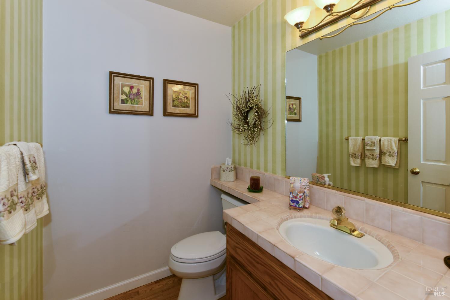 4004 Garnet Place Santa Rosa CA 95405