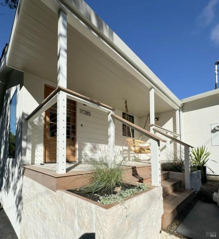 17285 Hillcrest Avenue Sonoma CA 95476