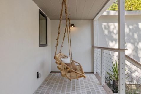 17285 Hillcrest Avenue Sonoma CA 95476